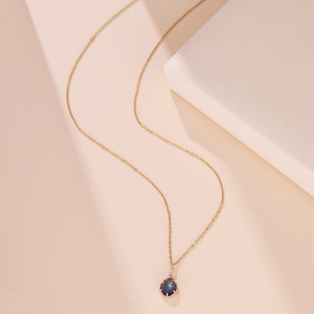 Collier Labradorite et Lapis Lazuli – Nénuphar Mystique