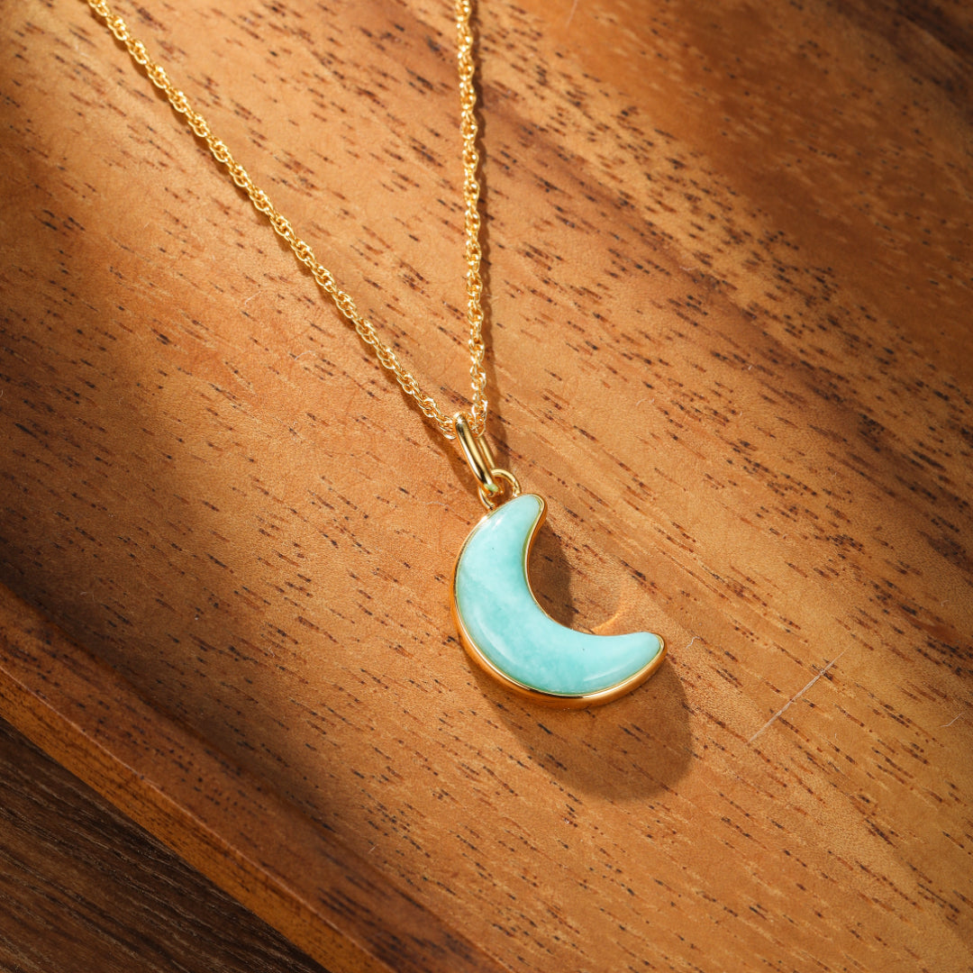 Collier Lune Amazonite – Croissant Bleu, Argent Plaqué Or