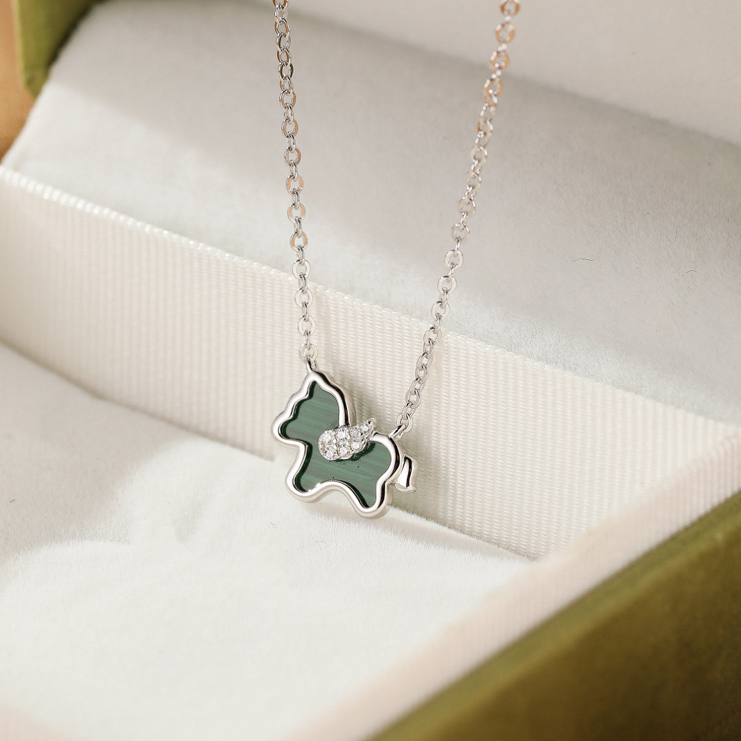 Jewelry-Malachite Horse Necklace – Free Elegance, Silver