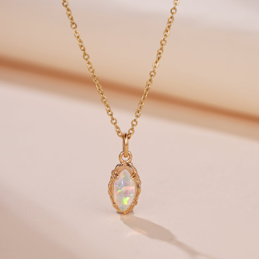 Collier Opale – Flamme Mystique, Argent Plaqué Or