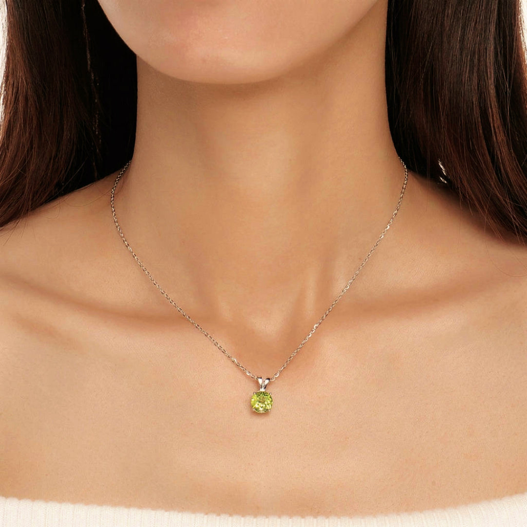 Collier Péridot – Cœur de Lueur, Argent Plaqué Platine