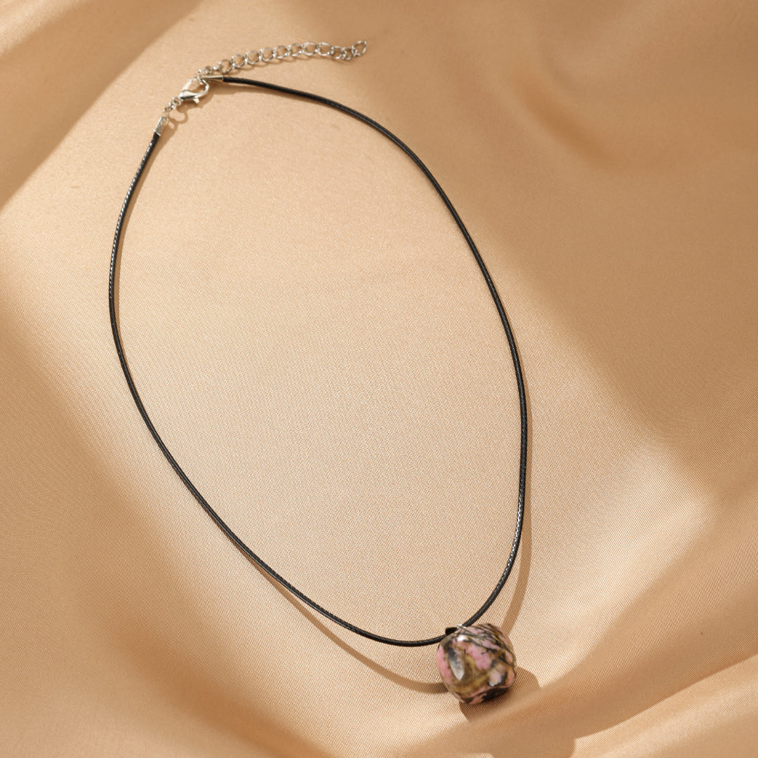 Collier Rhodonite – Force du Cœur