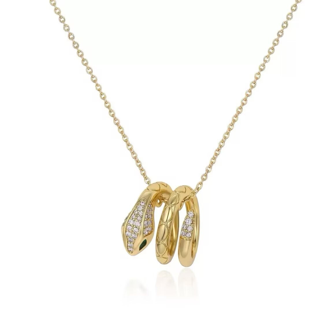 Serpent Necklace – Wild Elegance