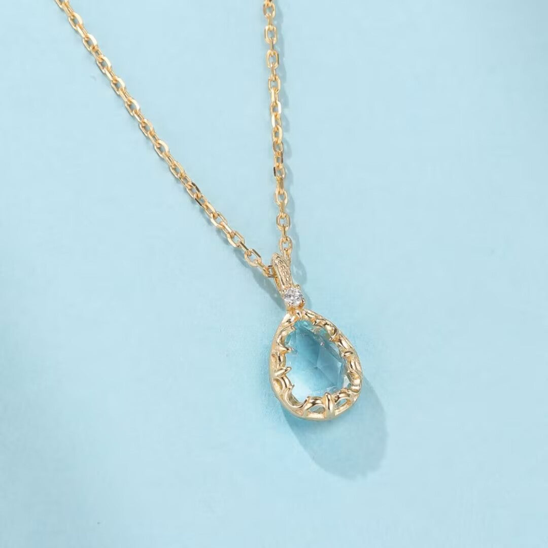 Collier Topaze Bleue – Goutte Céleste, Argent 925 Plaqué Or 14K