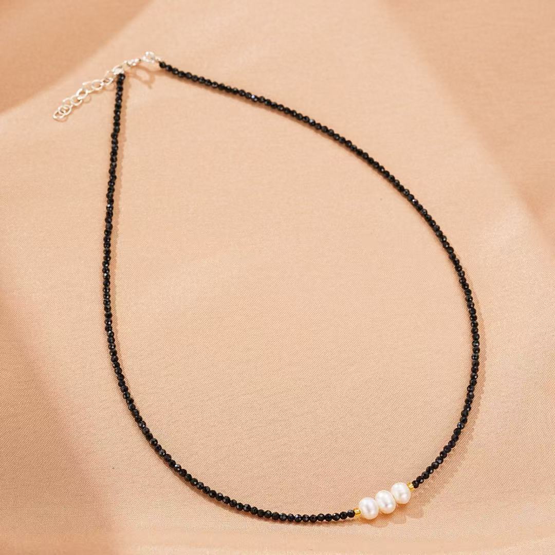 Collier Tourmaline Noire et Perles – Harmonie Sombre, Argent
