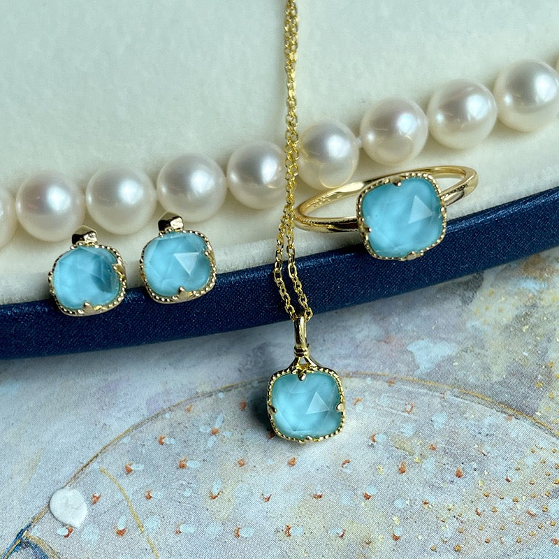 Collier Turquoise – Étreinte du Ciel, Argent Plaqué Or
