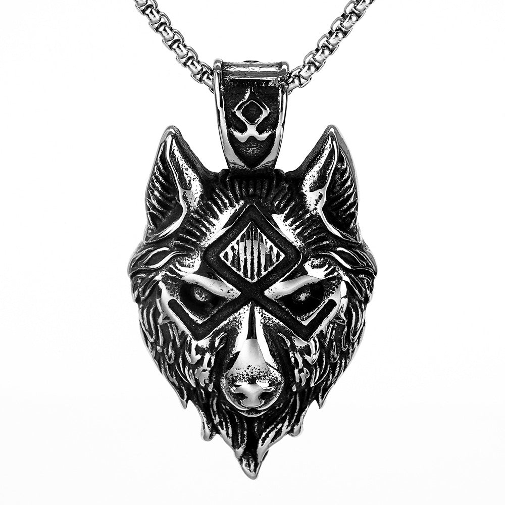 Collier Viking Guerrier du Nord avec pendentif tête de loup en acier inoxydable massif et gravures runiques détaillées