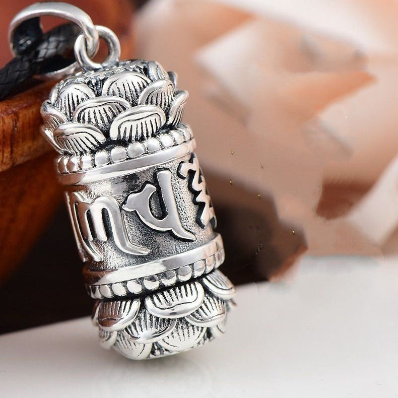 Pendant 'Mes Voeux' Lotus and Six Mantras in Silver