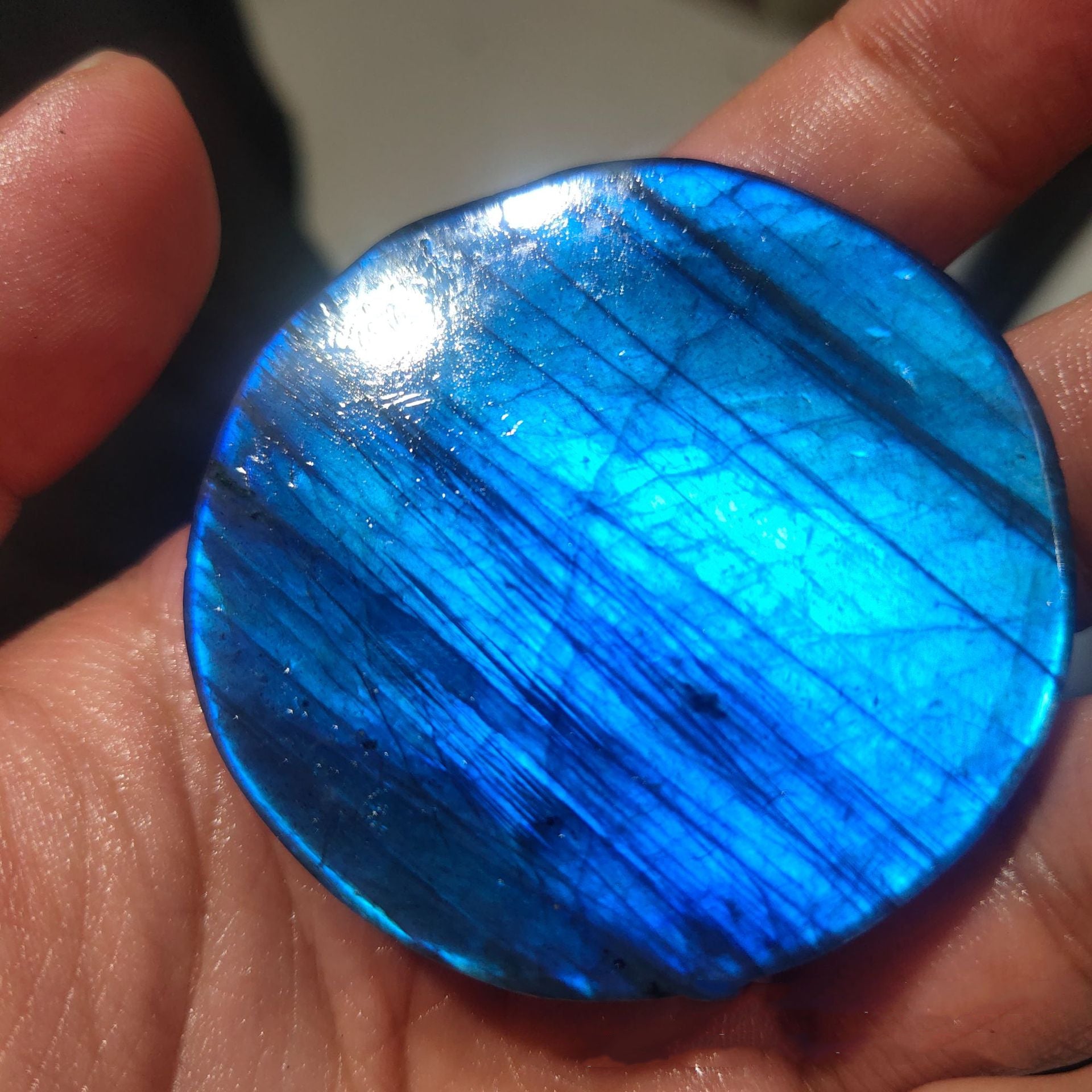 Sculpture Œil Oudjat 'Protection' en Labradorite