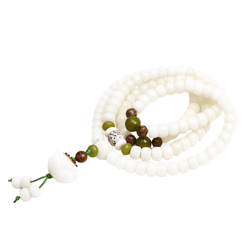 Le mâlâ "Fleur de Jade" sur fond blanc