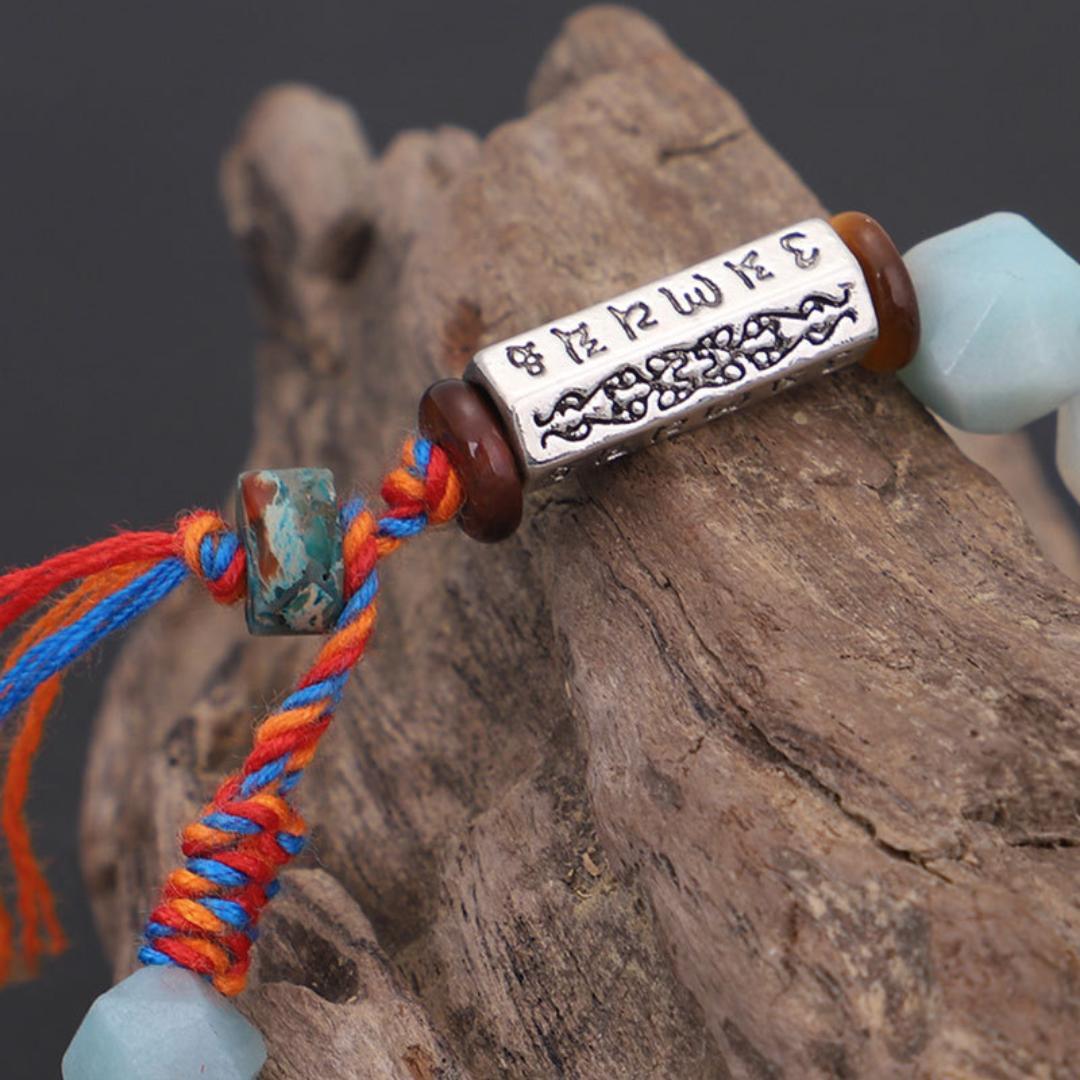 Bracelet Amazonite avec Six Mantras – Apaisement