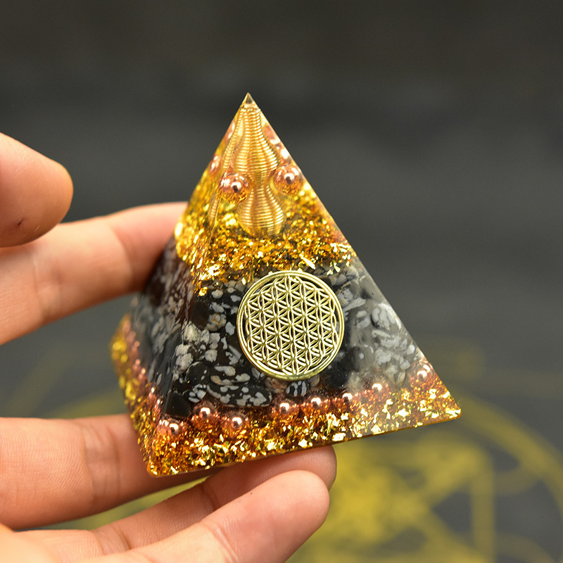 Pyramide Orgonite "Fortune et Force" en Obsidienne