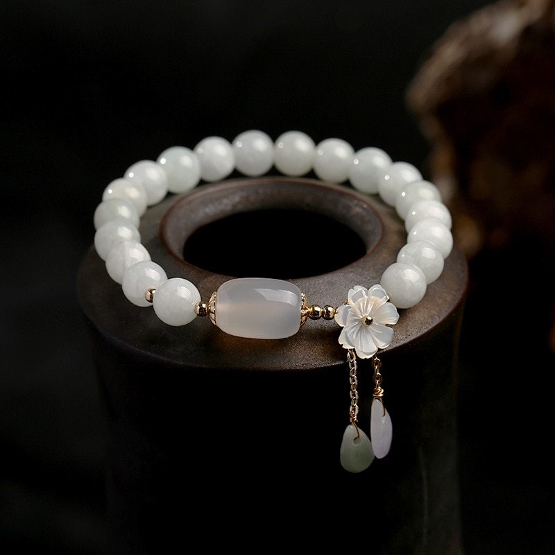 Bracelet « Porte-bonheur » en Jade Blanc et Agate