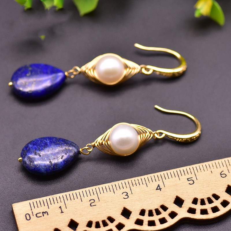Boucles d'Oreilles 'Blanc et Bleu' en Perles et Lapis Lazuli