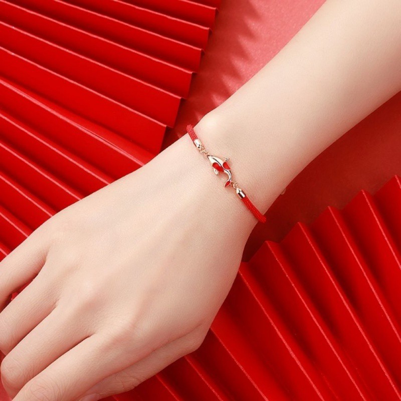 Bracelet Fil Rouge 'Bonheur' avec Carpe Koï