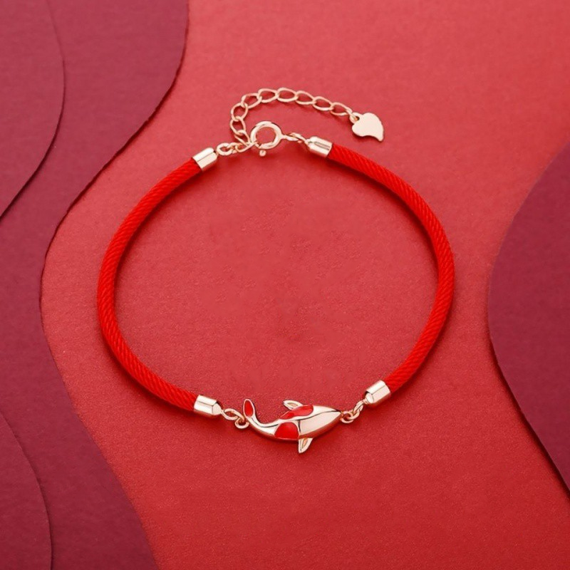 Bracelet Fil Rouge 'Bonheur' avec Carpe Koï