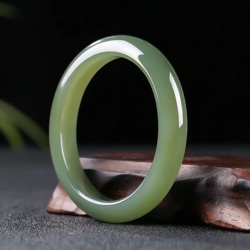 Bracelet Jade Vert – Richesse Spirituelle