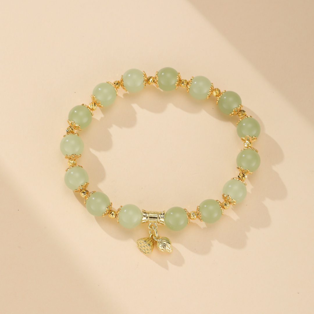 Bracelet Lotus en Jade – Sérénité Pure, Argent Plaqué Or