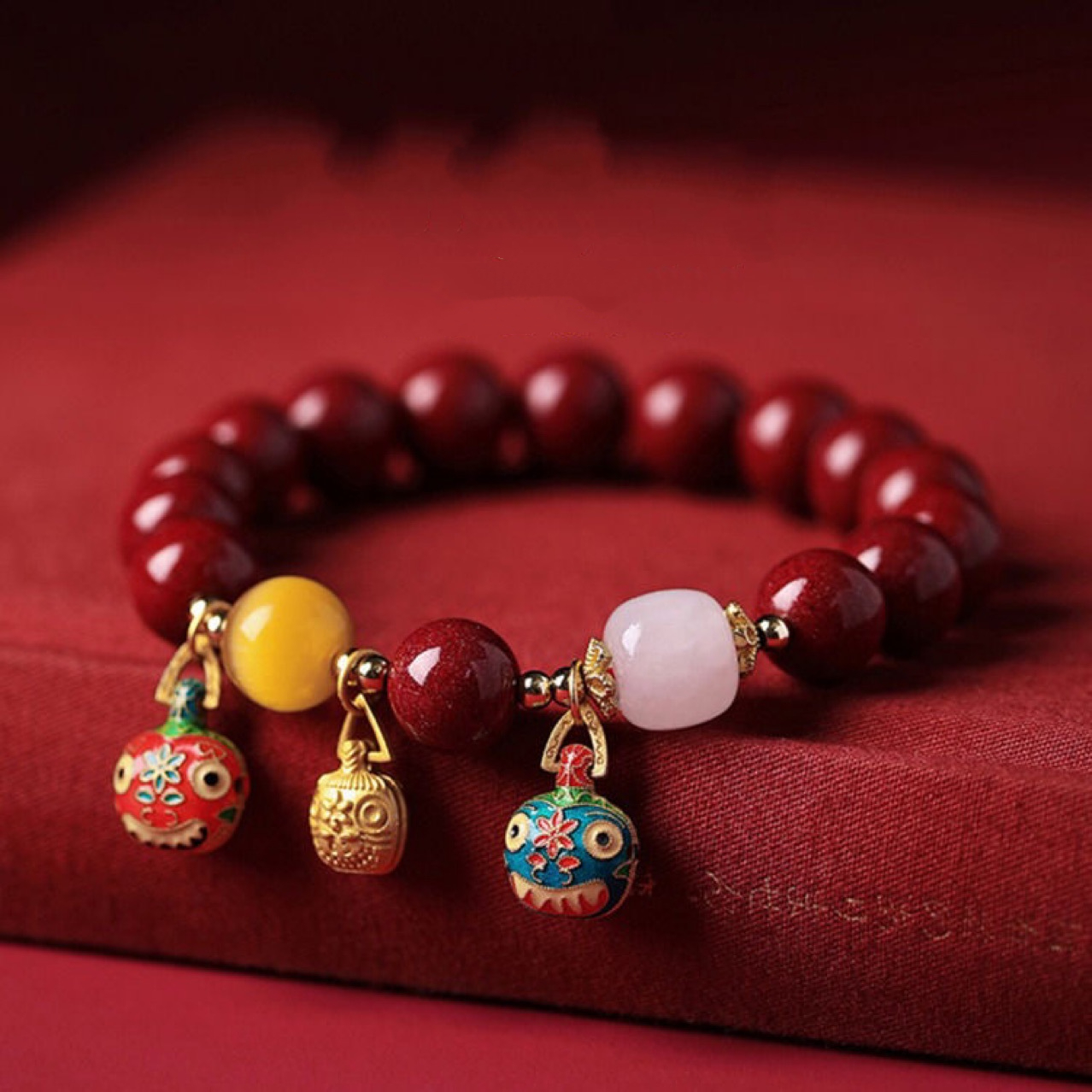 Bracelet Cinabre et Pi Xiu – Joie Famille