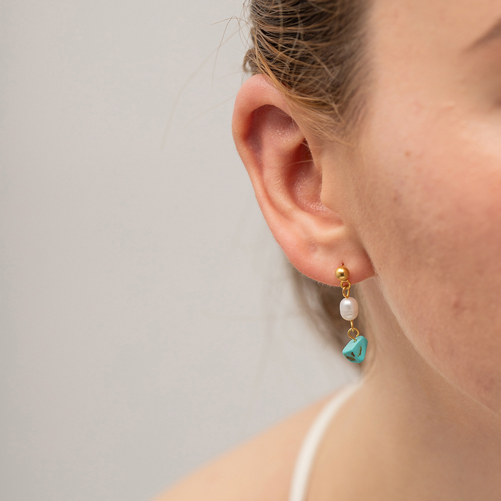 Boucles d'Oreilles Turquoise et Perle – Équilibre et Apaisement