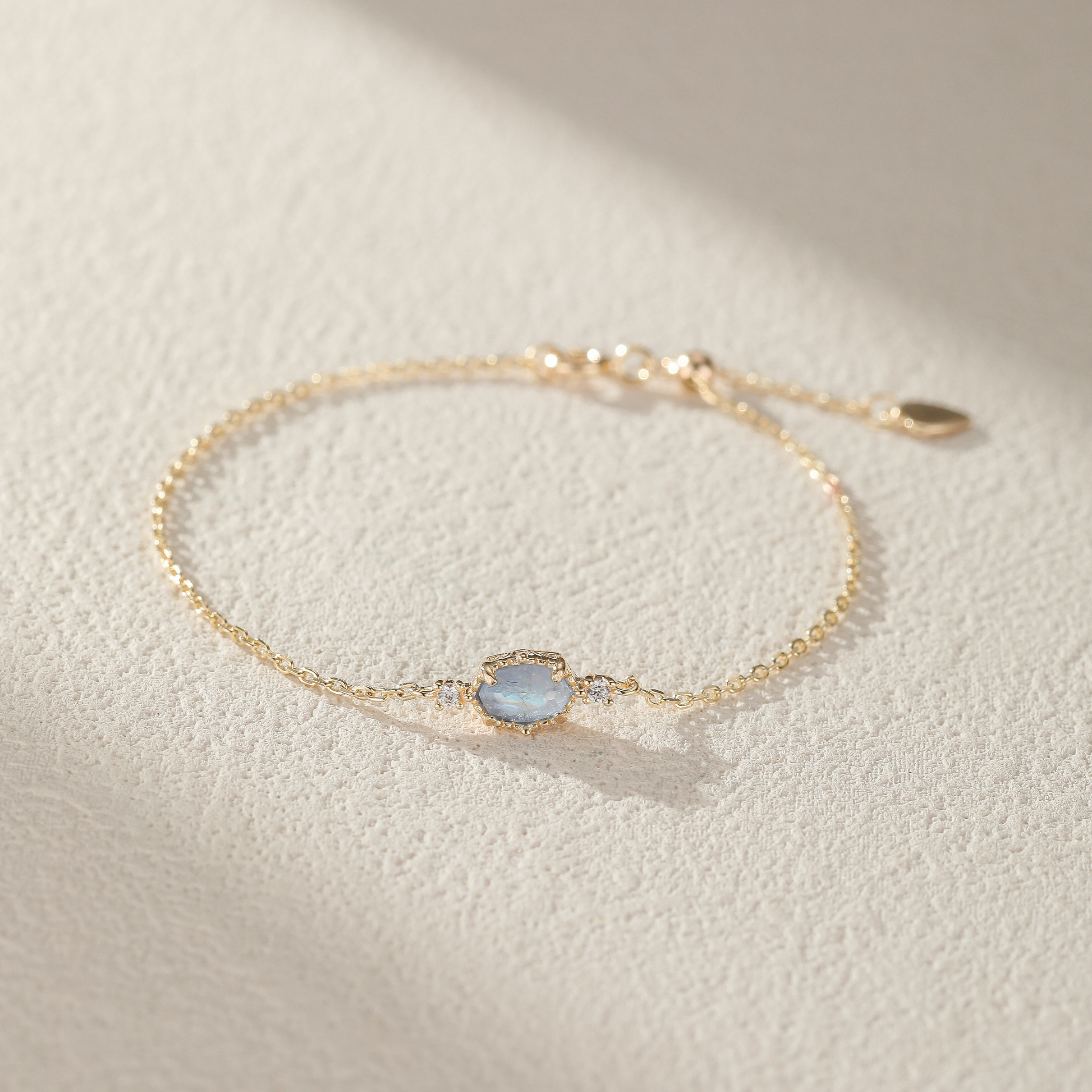 Bracelet Pierre de Lune – Luna, Argent Plaqué Or