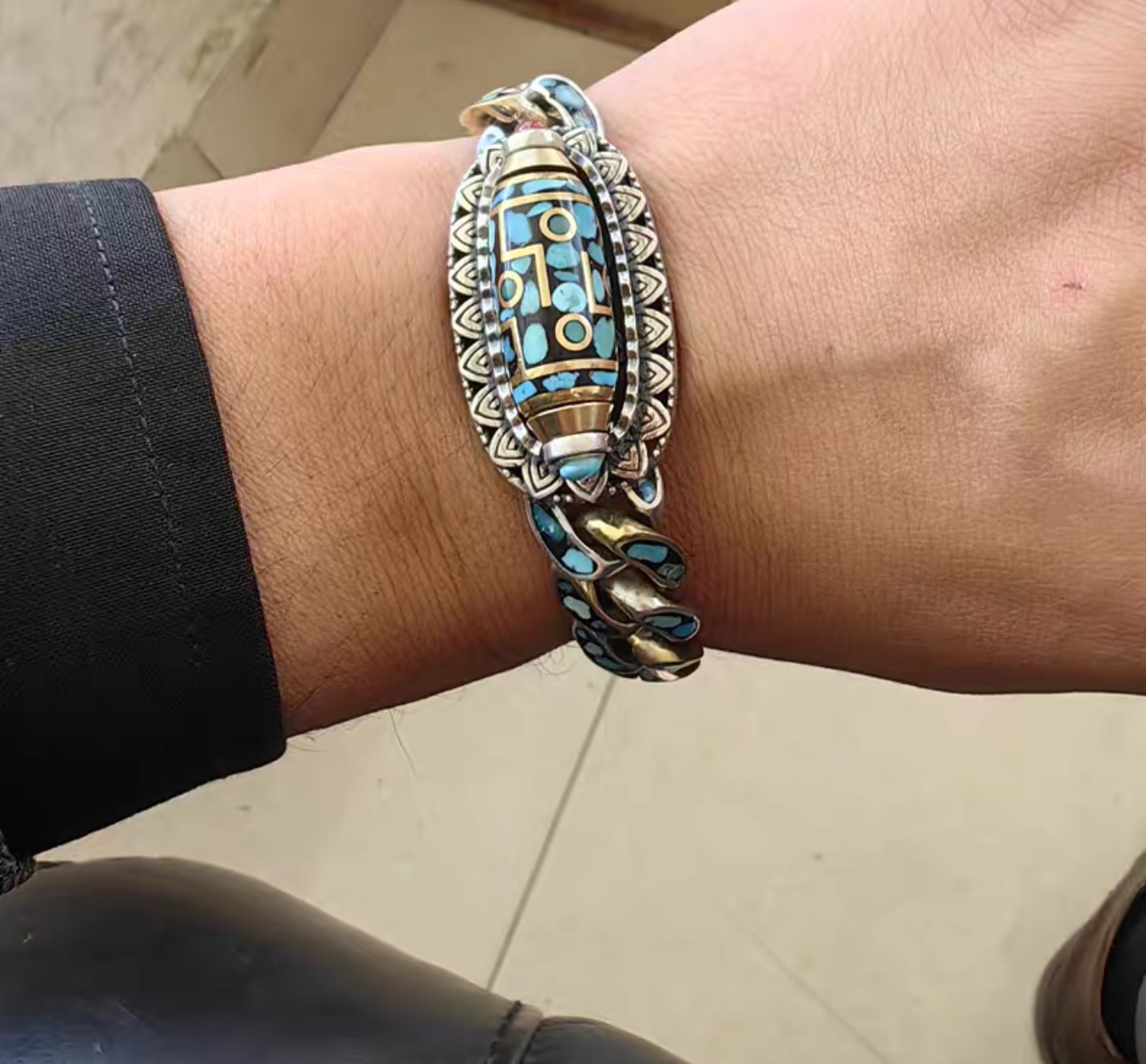 Bracelet Homme Rotatif Six Mantras en Turquoise – Divinité Céleste, Argent photo review