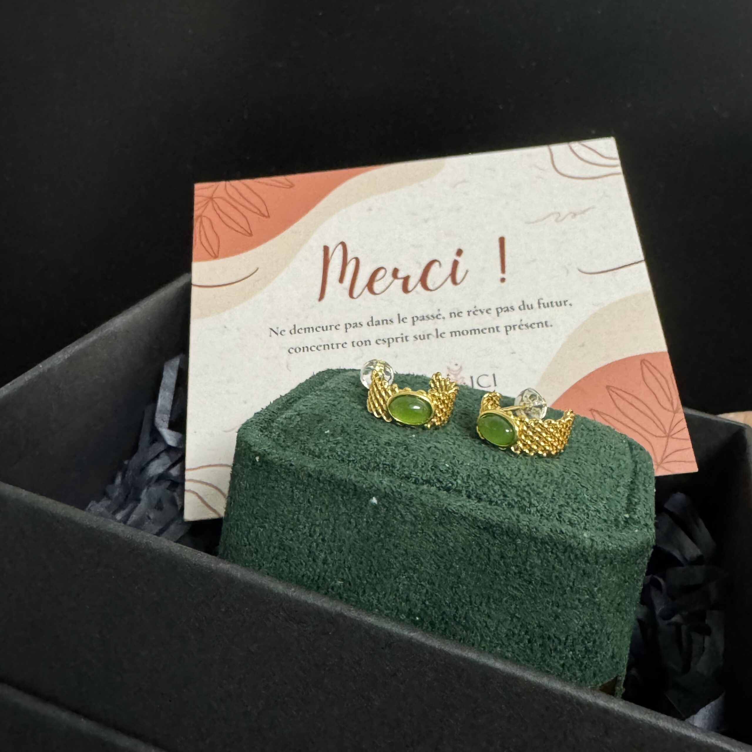 Boucles d'Oreilles Jade – Élégance Raffinée, Argent Plaqué Or photo review