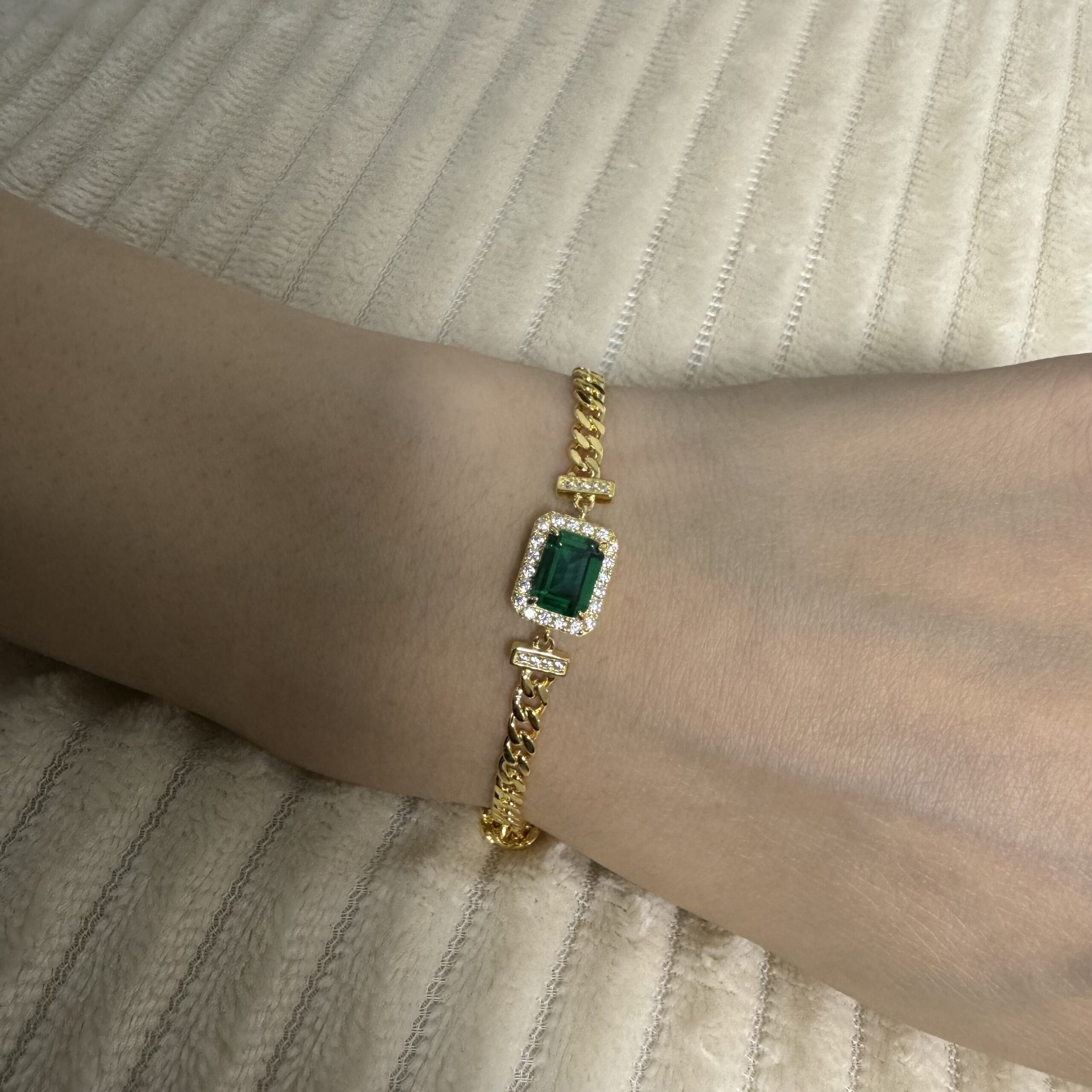 Bracelet Émeraude – Diadème Royal, Argent Plaqué Or photo review