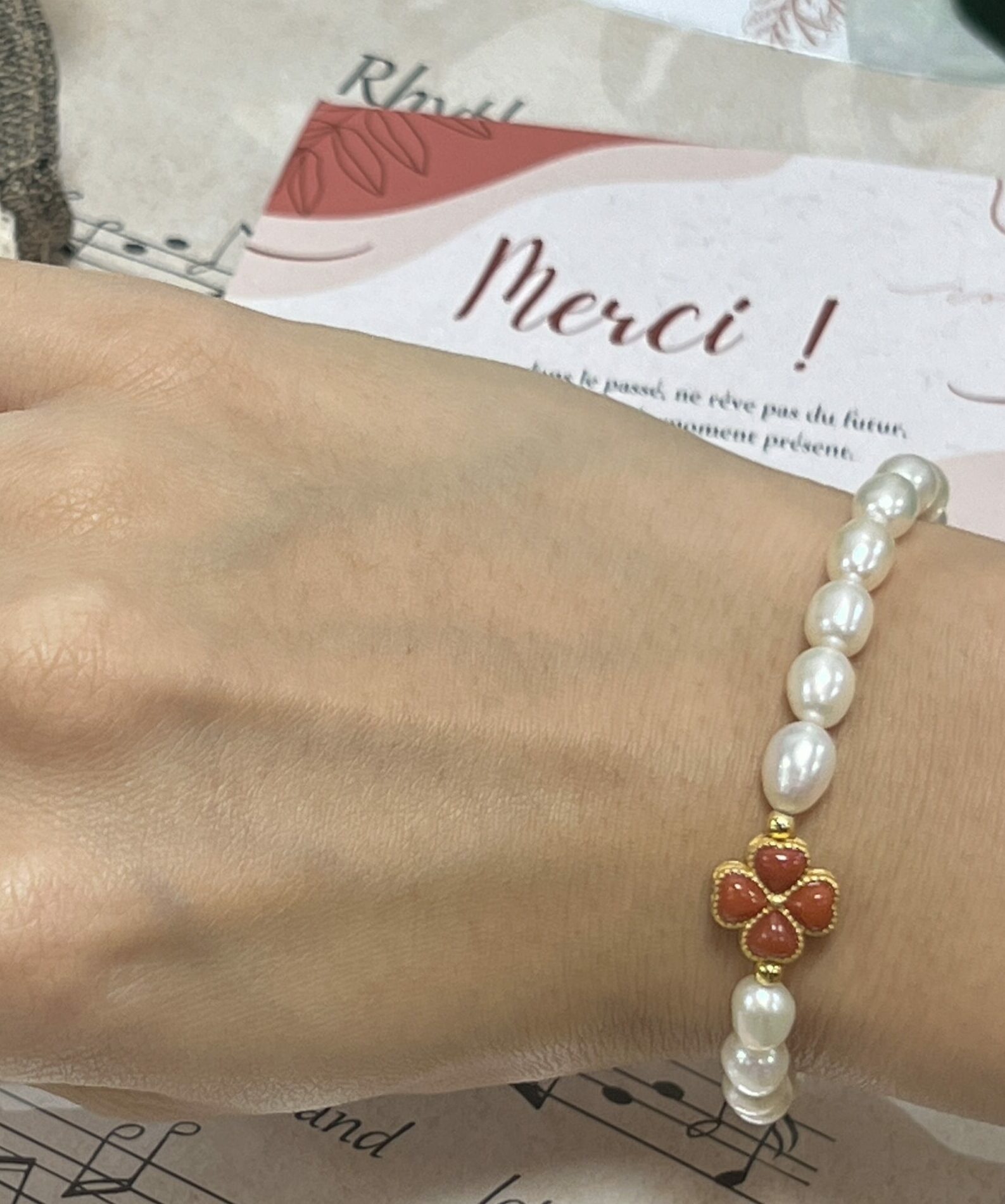 Bracelet Perle – Trèfle Charmant, Argent Plaqué Or photo review