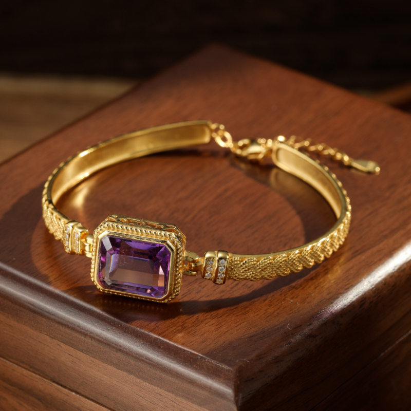 Bracelet Améthyste – Carré Violet, Argent Plaqué Or