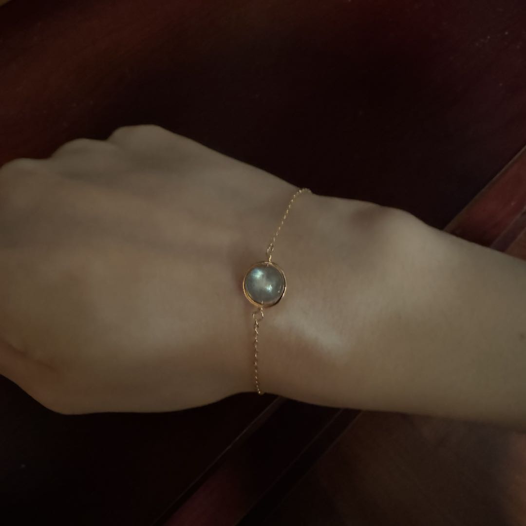 Bracelet Pierre de Lune – Mystère Circulaire, Argent Plaqué Or photo review