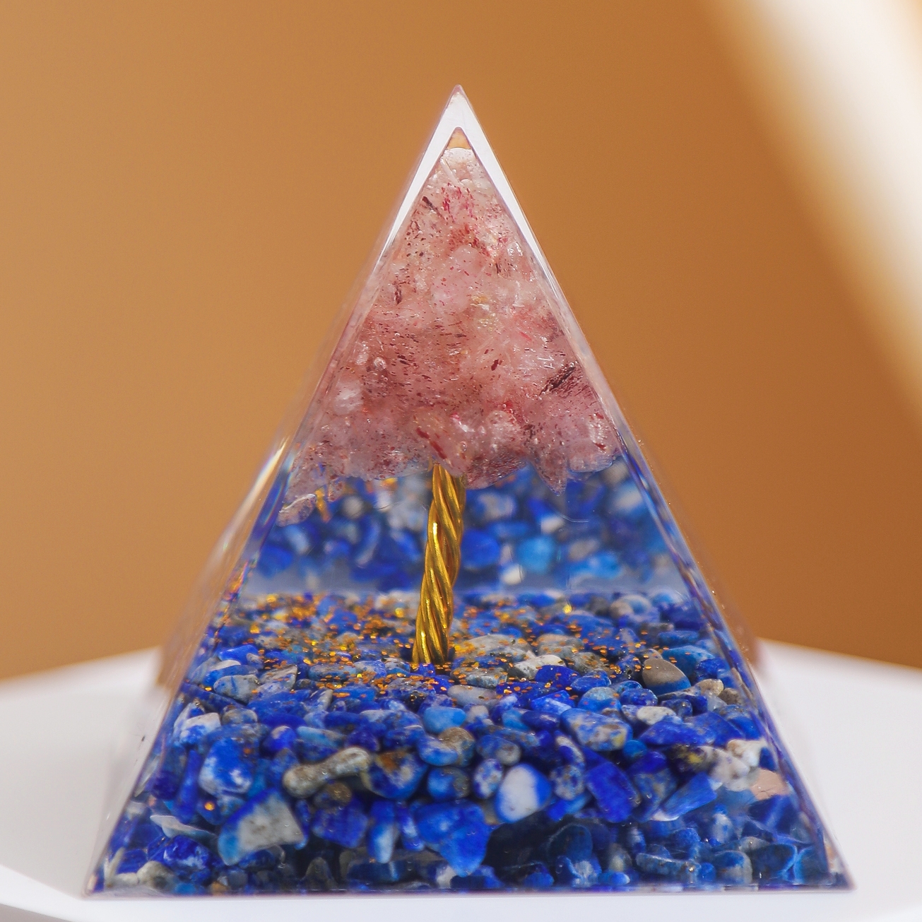 Clarté et Compassion – Pyramide Orgonite Arbre de Vie en Lapis Lazuli et Quartz Rose