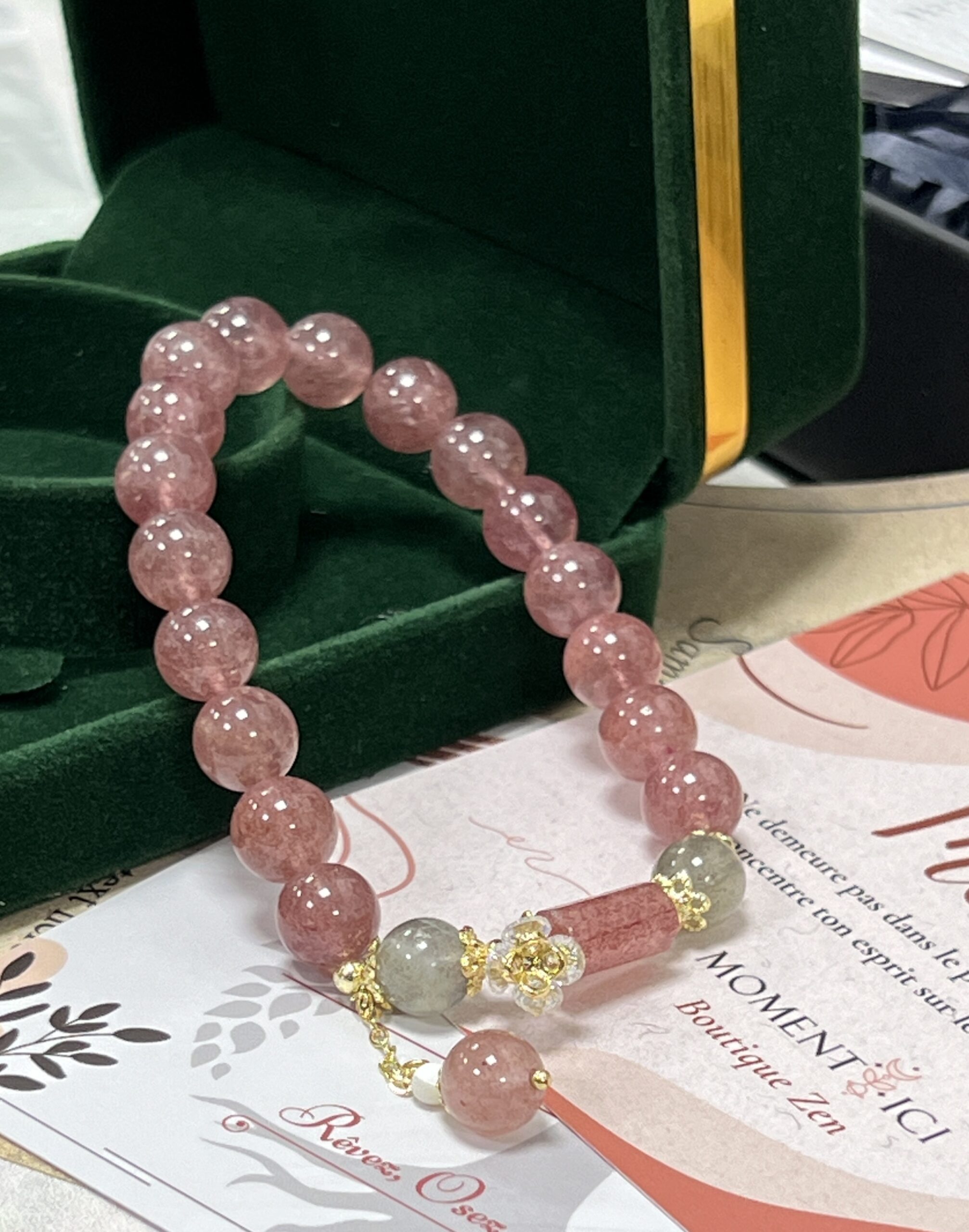 Bracelet Quartz Fraise – Douceur Rosée photo review