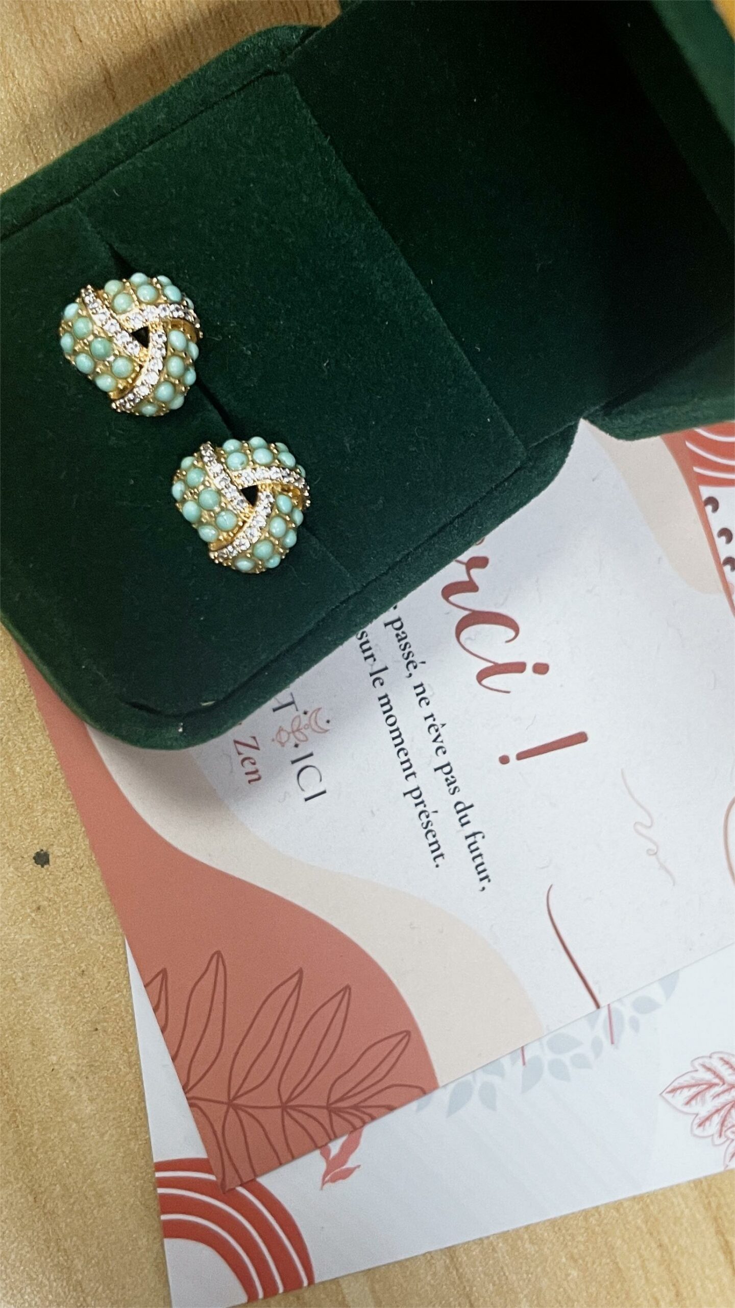 Boucles d'Oreilles Turquoise – Triangle Torsade, Argent Plaqué Or photo review