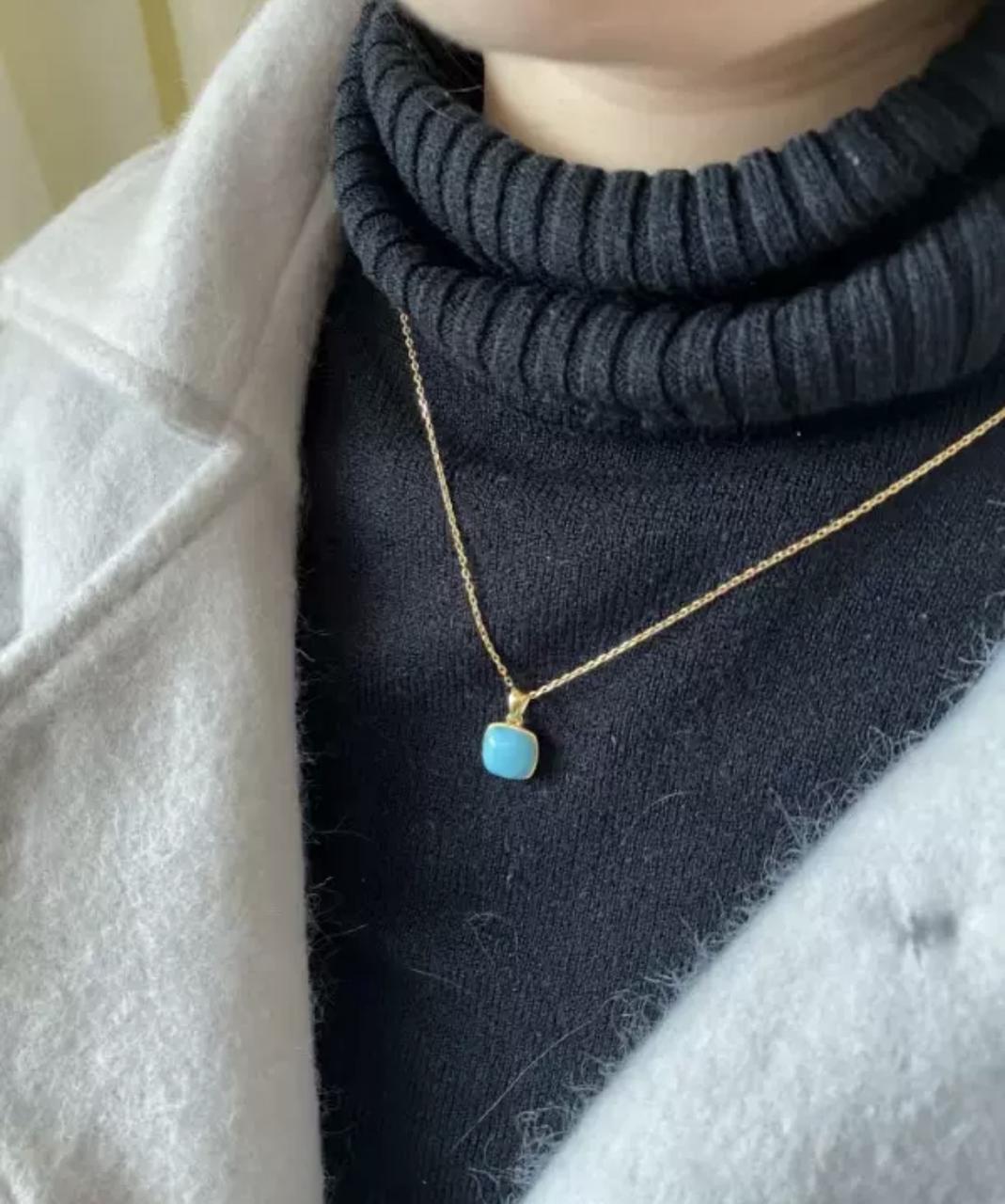 Collier Turquoise – Carré Enchanté, Argent Plaqué Or photo review