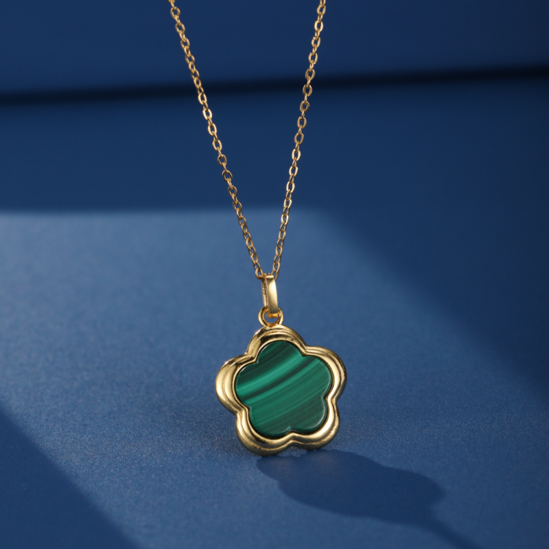 Collier Malachite – Étoile Fleur, Argent Plaqué Or