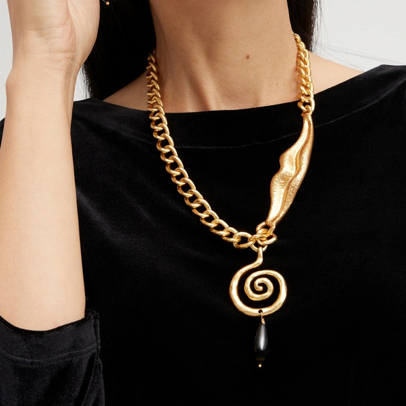 Collier Obsidienne – Vintage Spirale