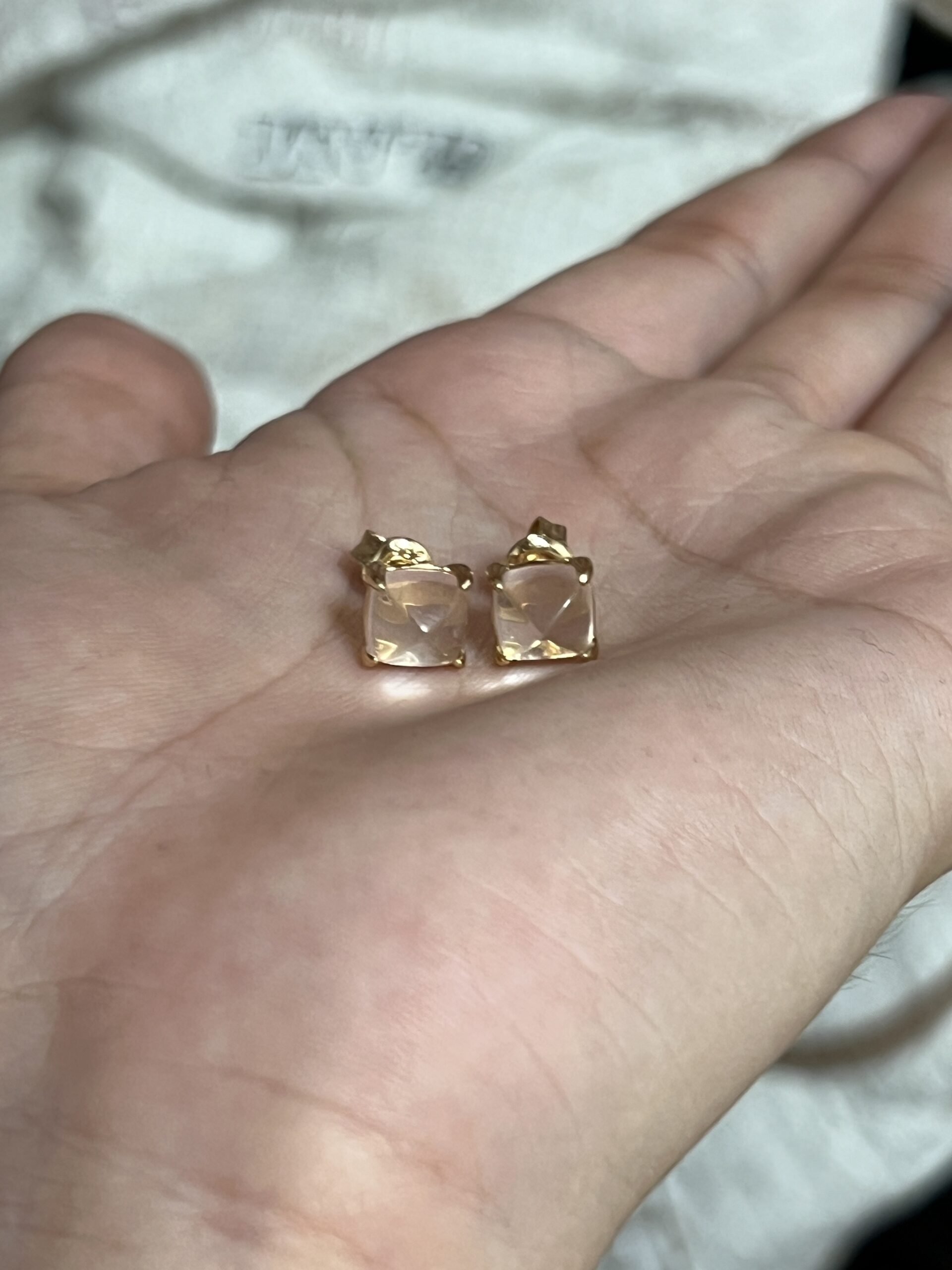 Boucles d'Oreilles Quartz Rose – Éclat Divin, Argent Plaqué Or photo review