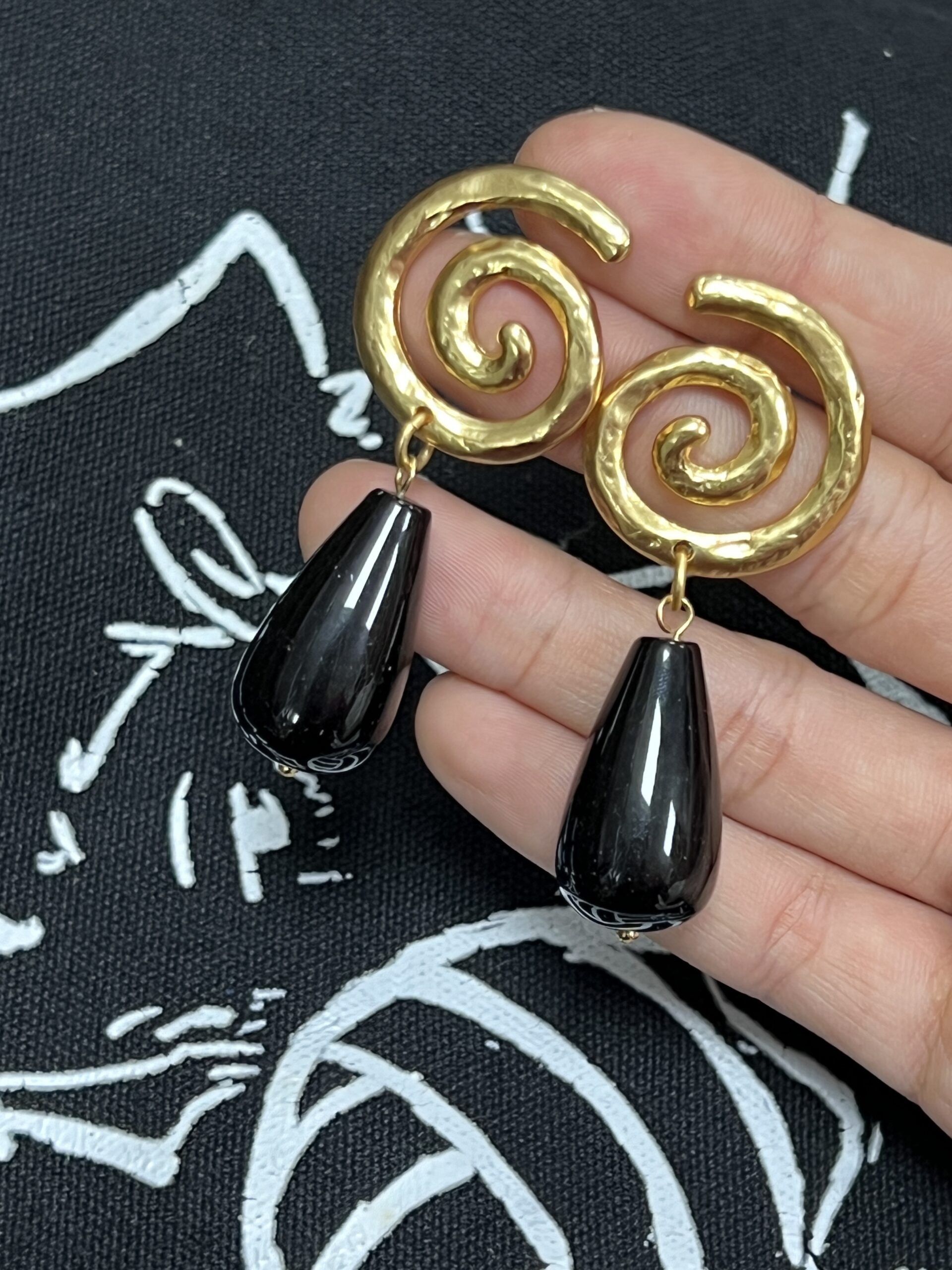 Boucles d'Oreilles Obsidienne – Vintage Spirale photo review