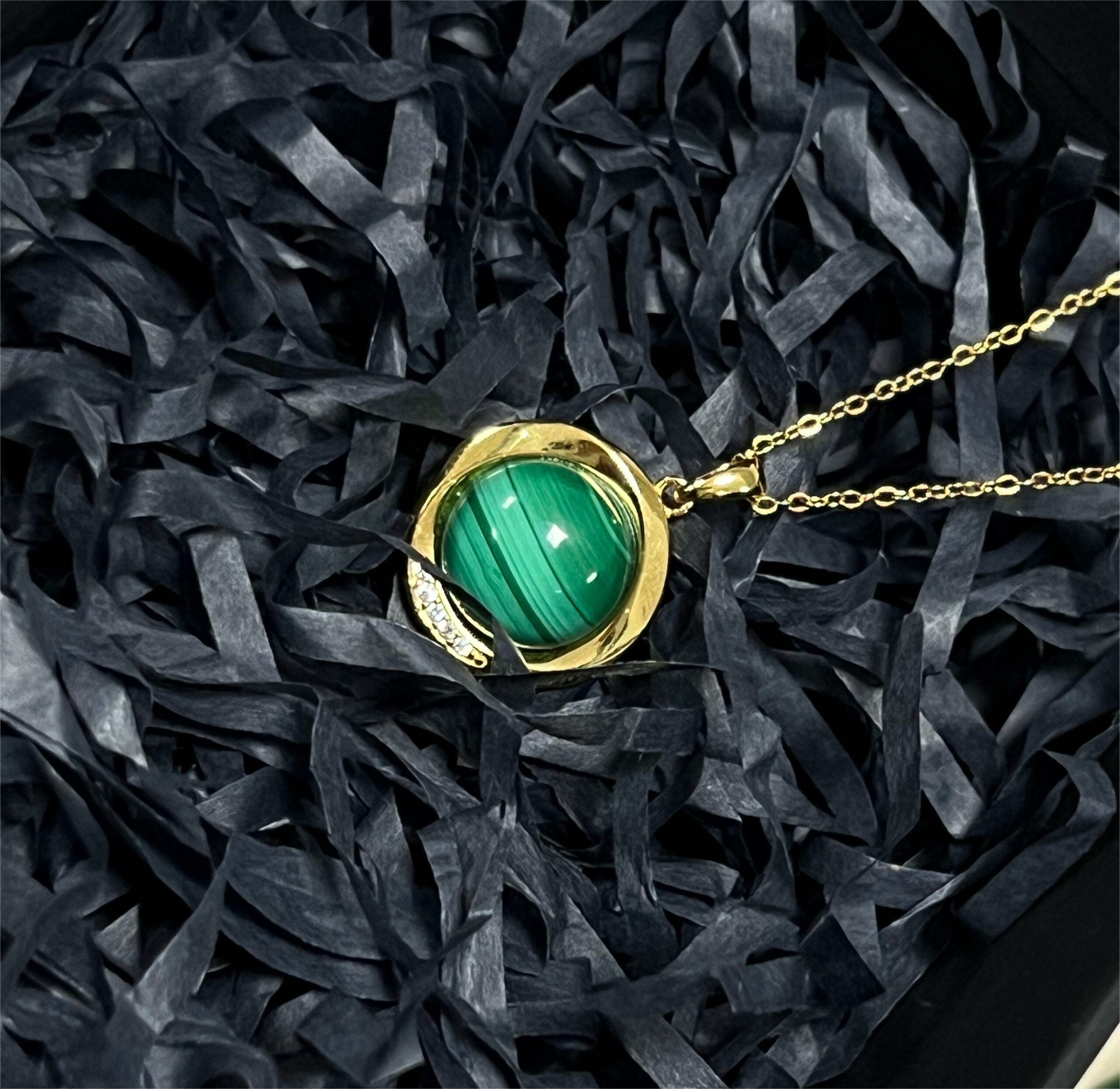 Collier Malachite – Harmonie Verte, Argent Plaqué Or photo review