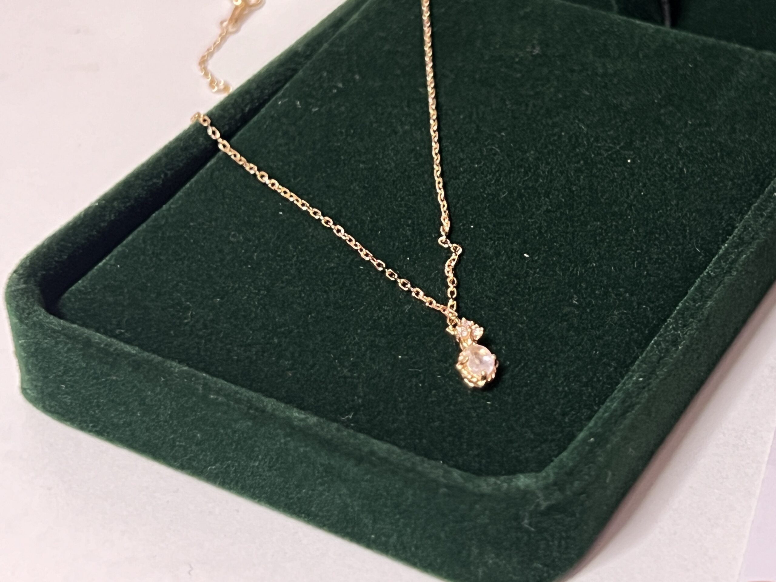 Collier Quartz Rose – Éclat Doux, Argent Plaqué Or photo review