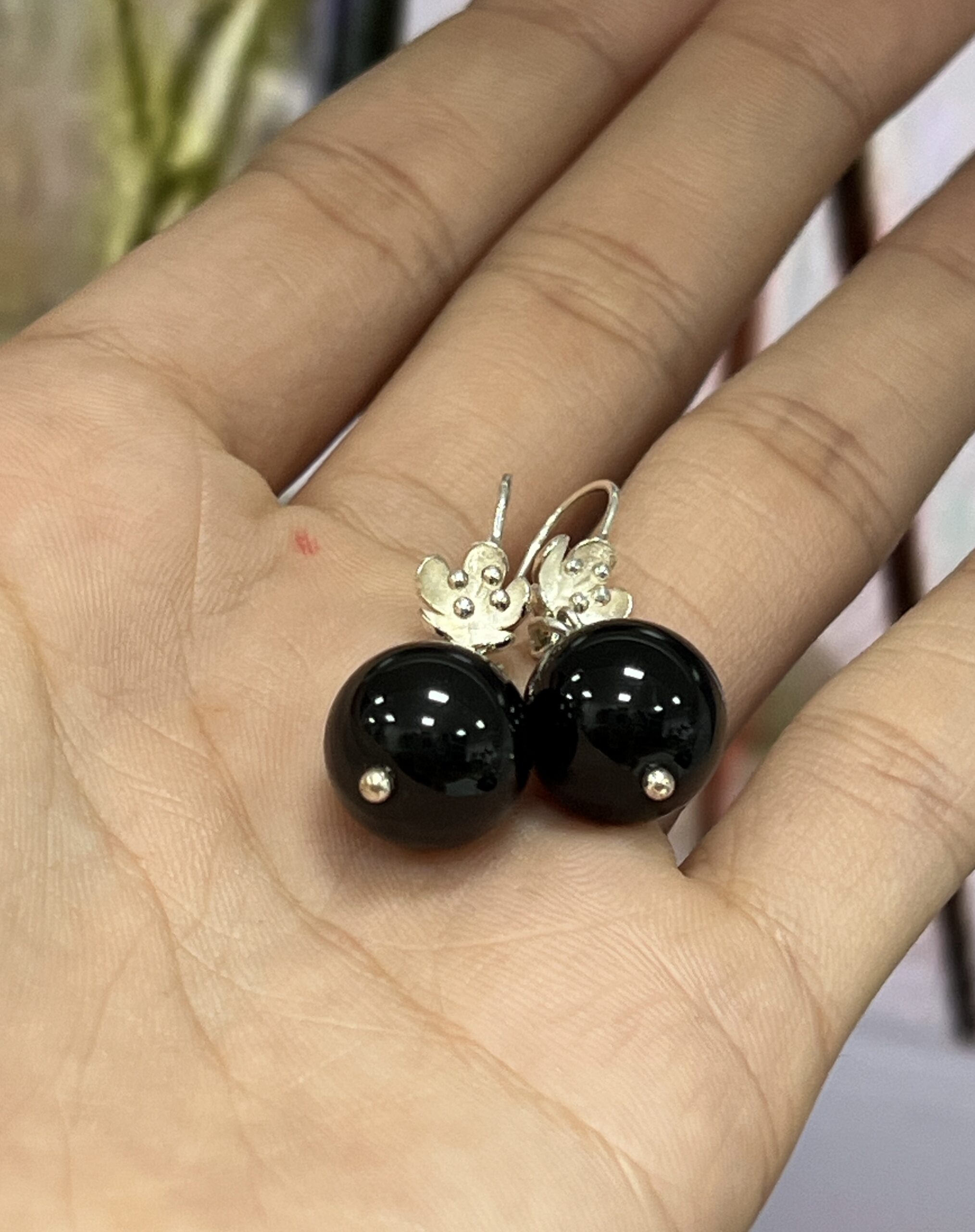 Boucles d'Oreilles Pendantes Obsidienne – Floraison Mystique, Argent photo review