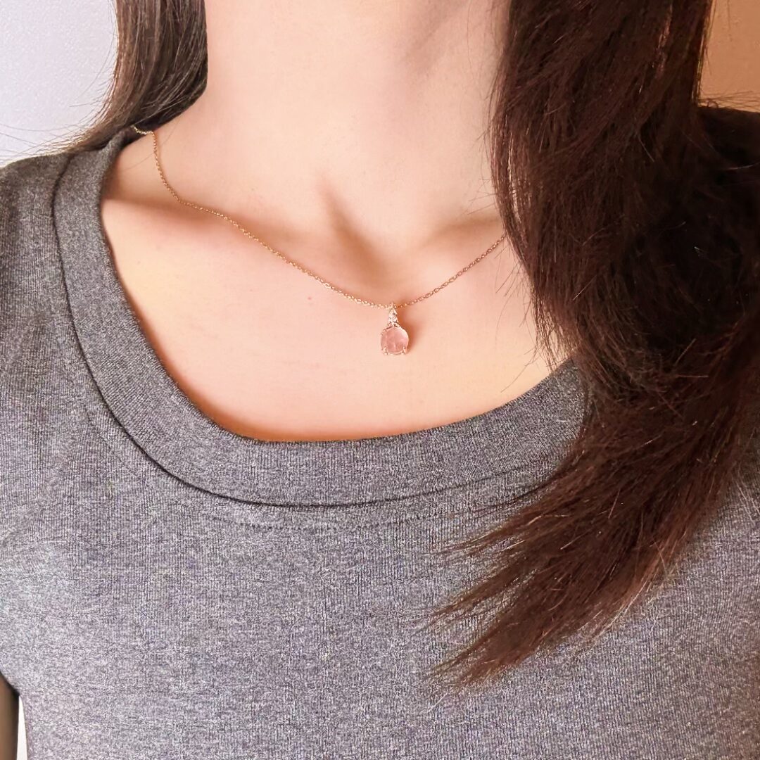 Collier Quartz Rose – Éclat Floral, Argent Plaqué Or