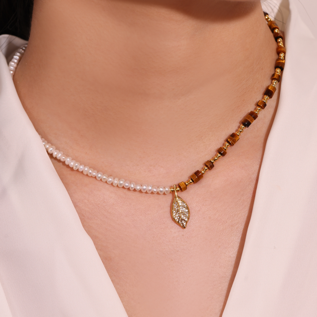 Collier Oeil de Tigre et Perle – Feuillage Dorées