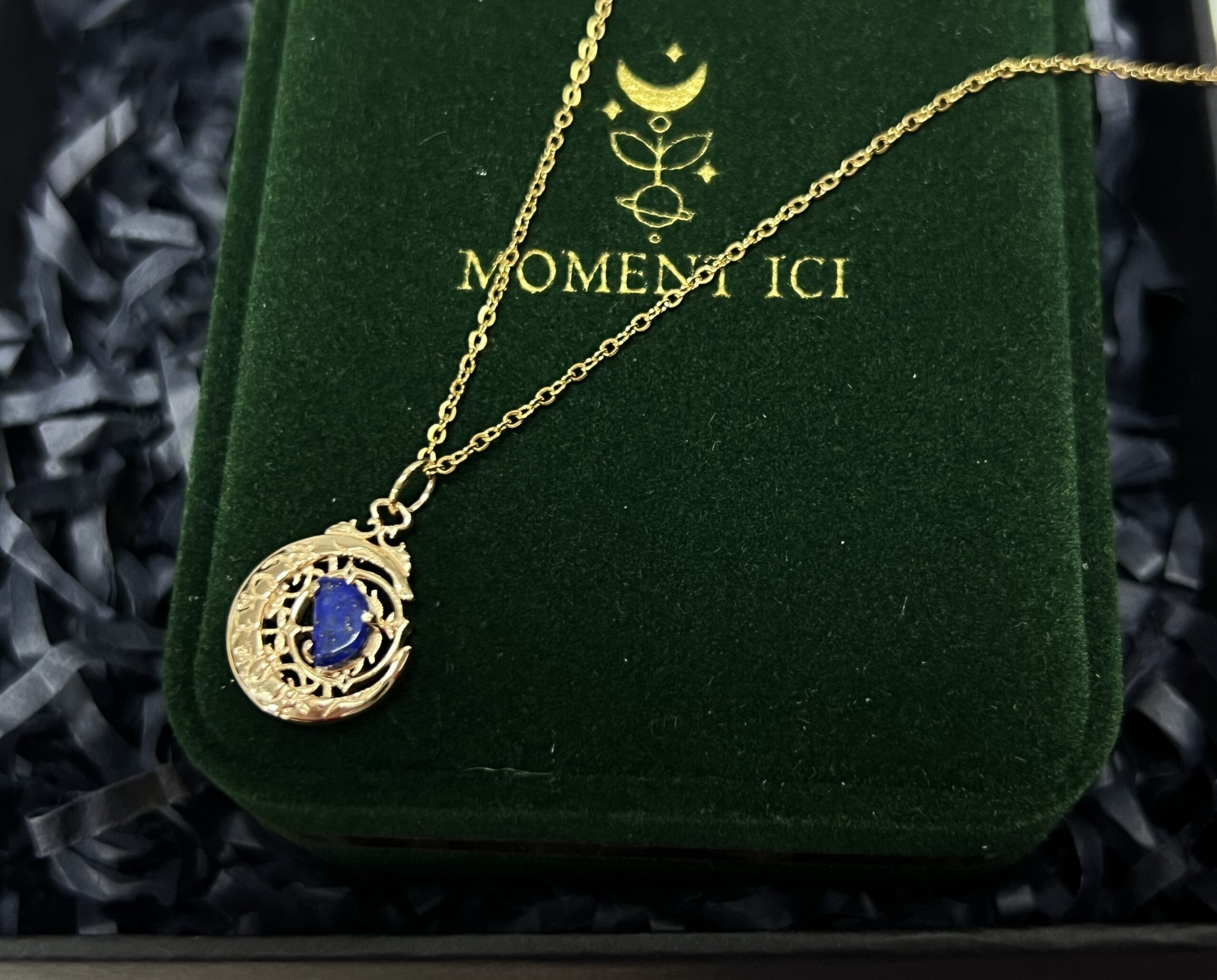 Collier Lapis Lazuli – Lune Étoilée, Argent Plaqué Or photo review