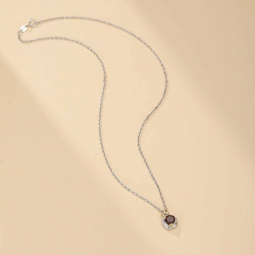 Collier Grenat Lune et étoile – Lueur Nocturne, Argent 925