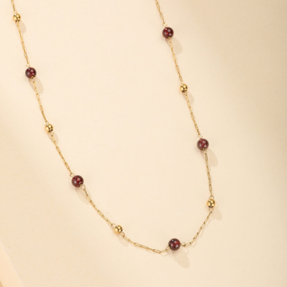 Collier Grenat – Cœur de Passion, Plaqué Or 18K