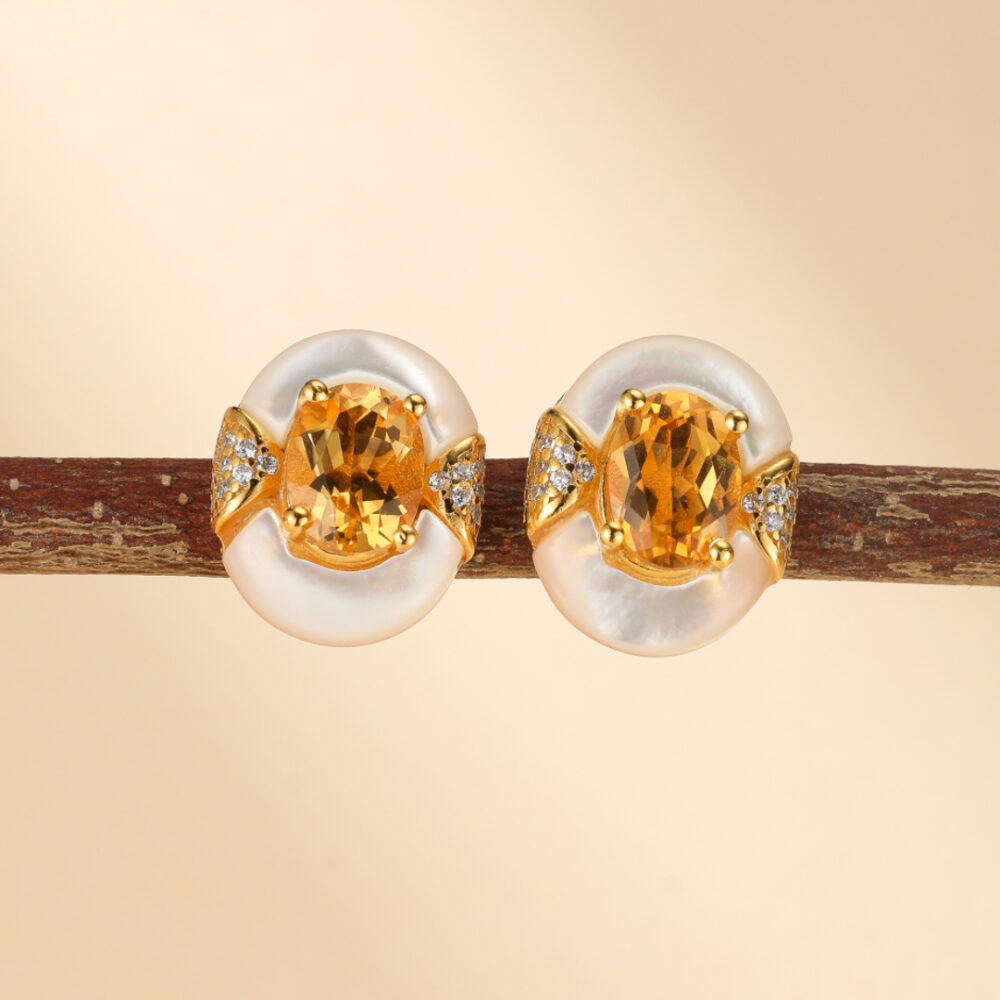 Boucles d'Oreilles Citrine et Nacre – Énergie d’Abondance, Argent Plaqué Or