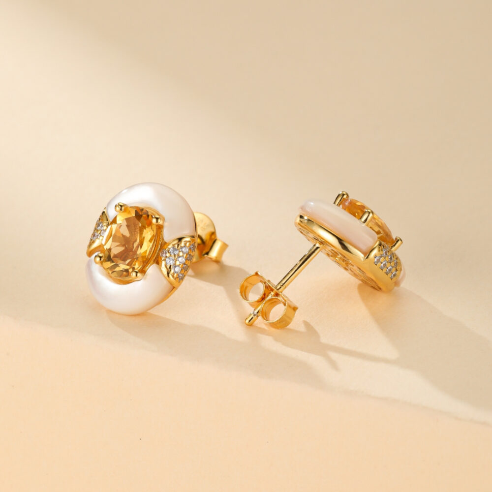 Boucles d'Oreilles Citrine et Nacre – Énergie d’Abondance, Argent Plaqué Or