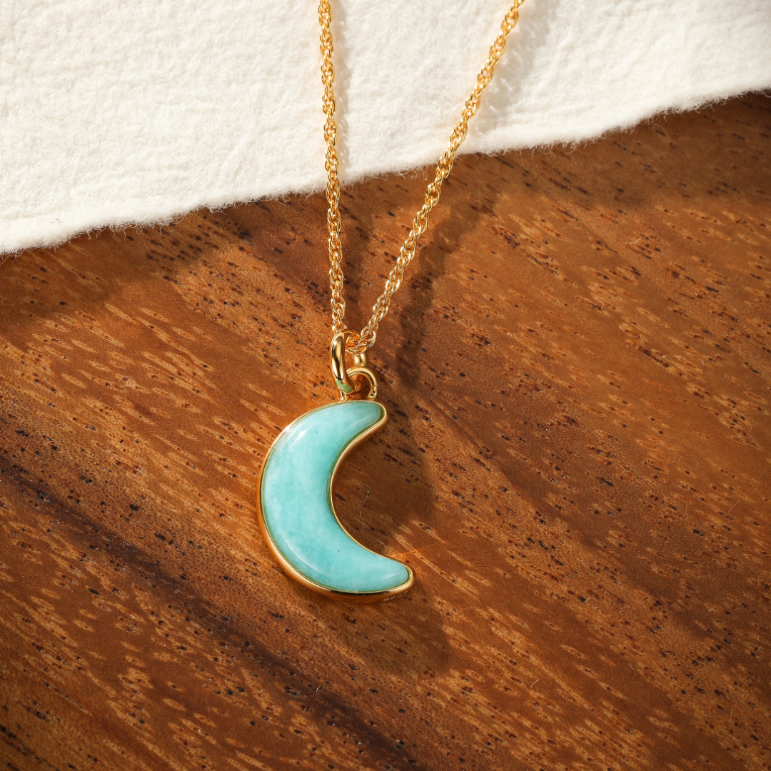 Collier Lune Amazonite – Croissant Bleu, Argent Plaqué Or